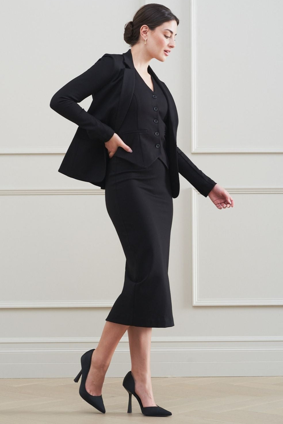 The Stella Skirt Black
